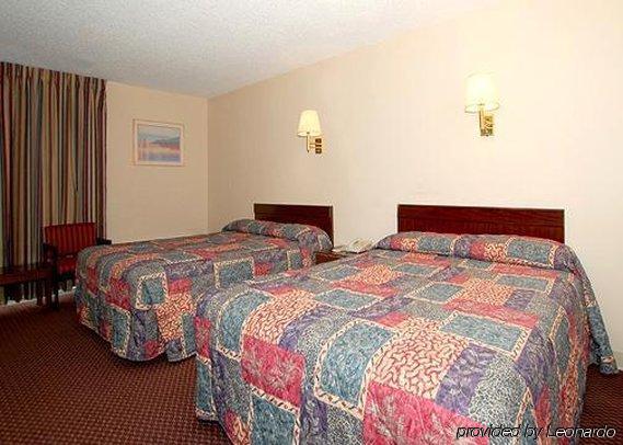 Econo Lodge Tulsa Airport חדר תמונה