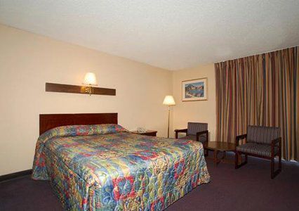 Econo Lodge Tulsa Airport חדר תמונה